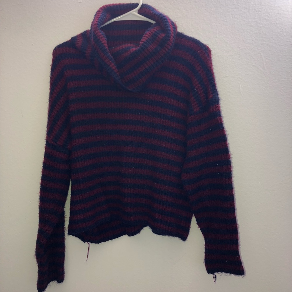 Turtle neck long sleeve